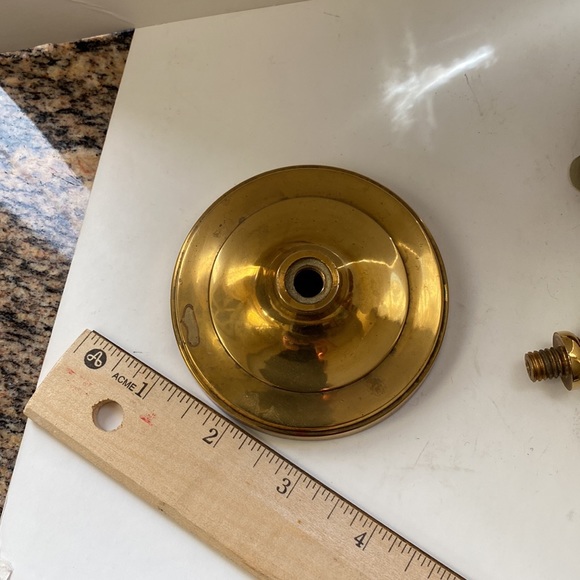 Vintage solid heavy brass candleholder with shade - Picture 7 of 10